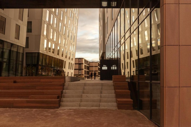 F1 Package The niu Fender Amsterdam